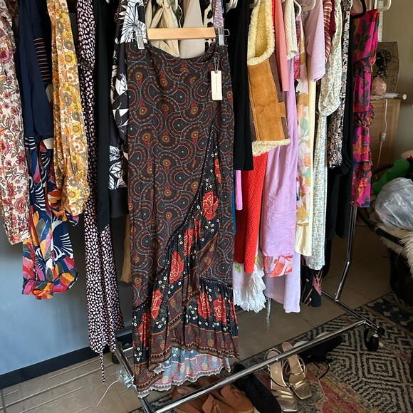 Farm Rio wrap skirt - Picture 2 of 5